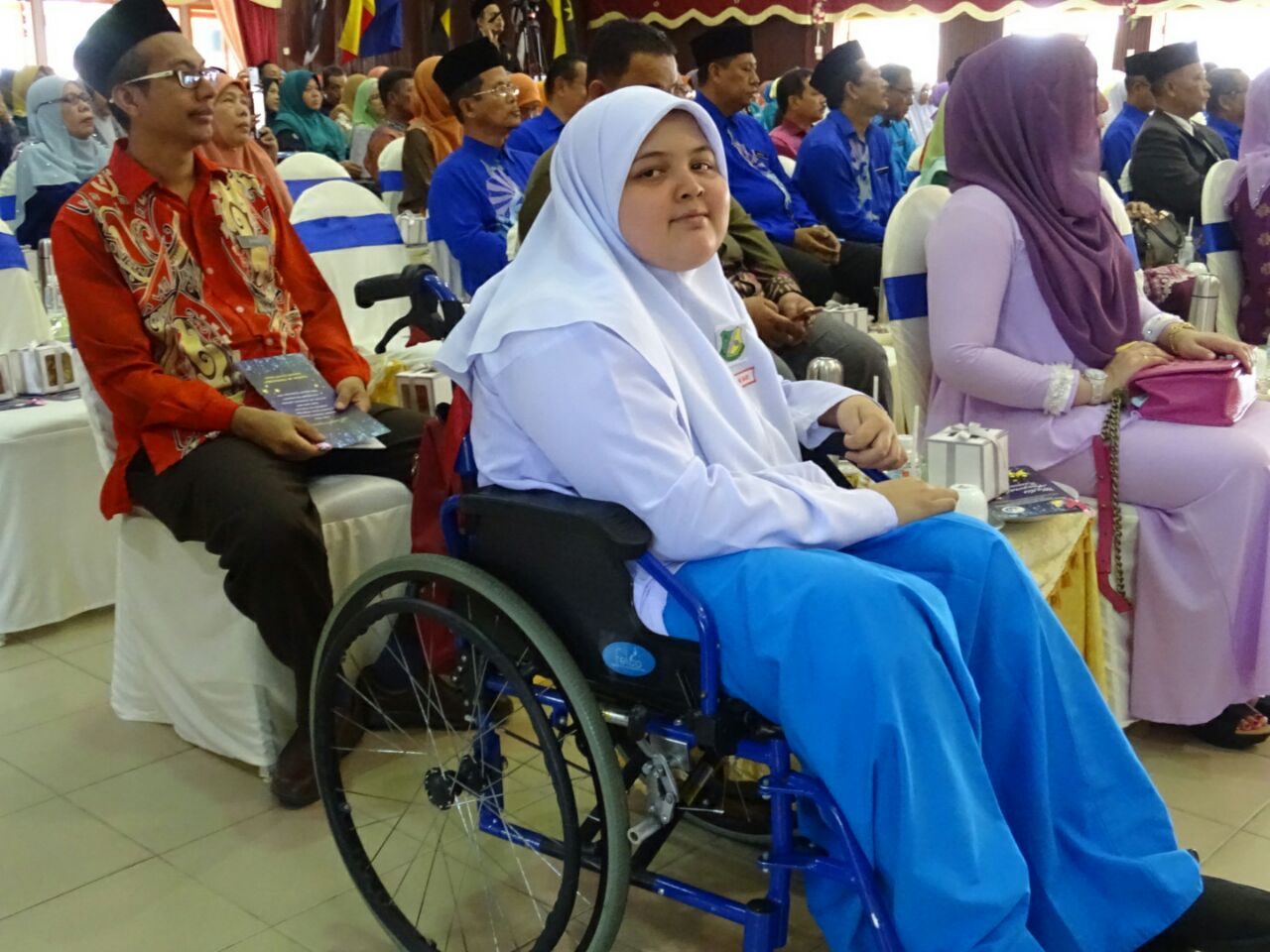 photo6158725980408097005