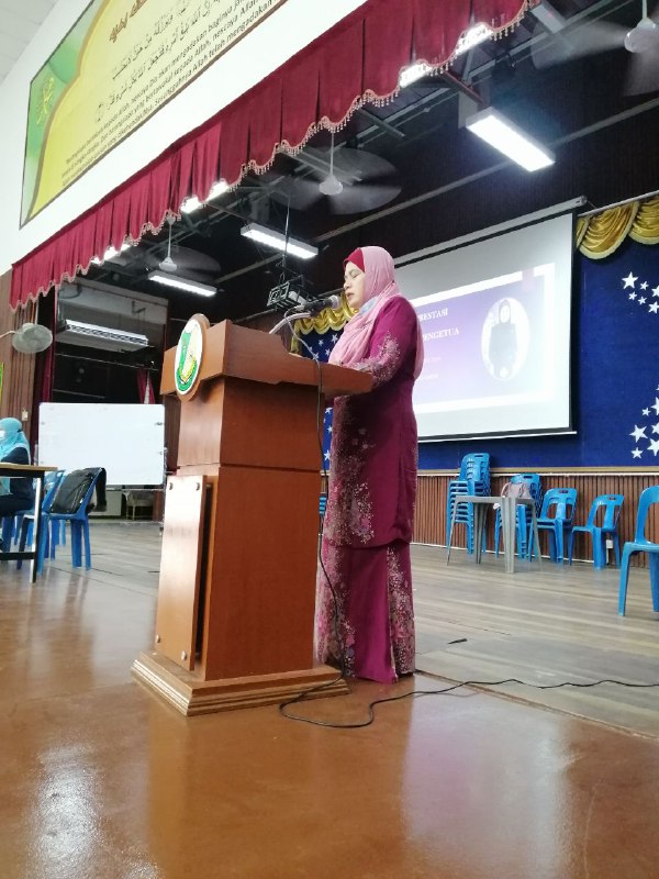 c0384502-8a7b-43a3-a166-24cf33e7640b