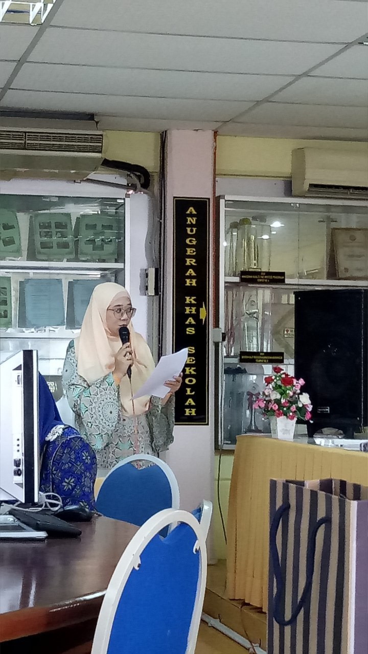 photo6285219746597152884