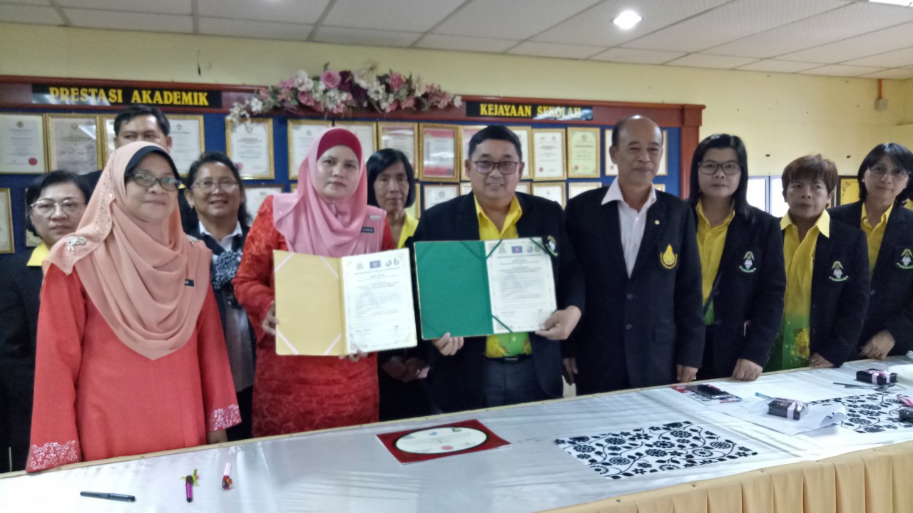 photo6287116666148071488