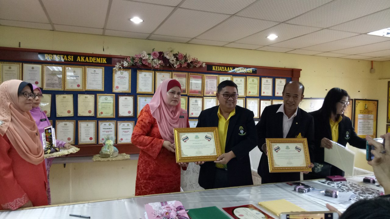 photo6287116666148071491