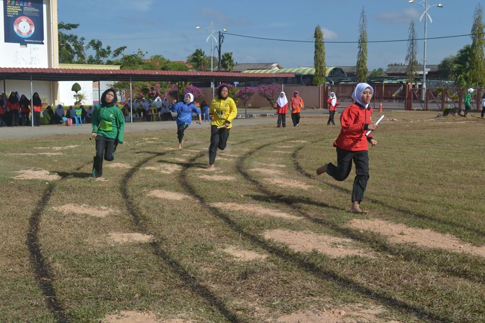 12420_1675900576007526_3139063245132027372_n