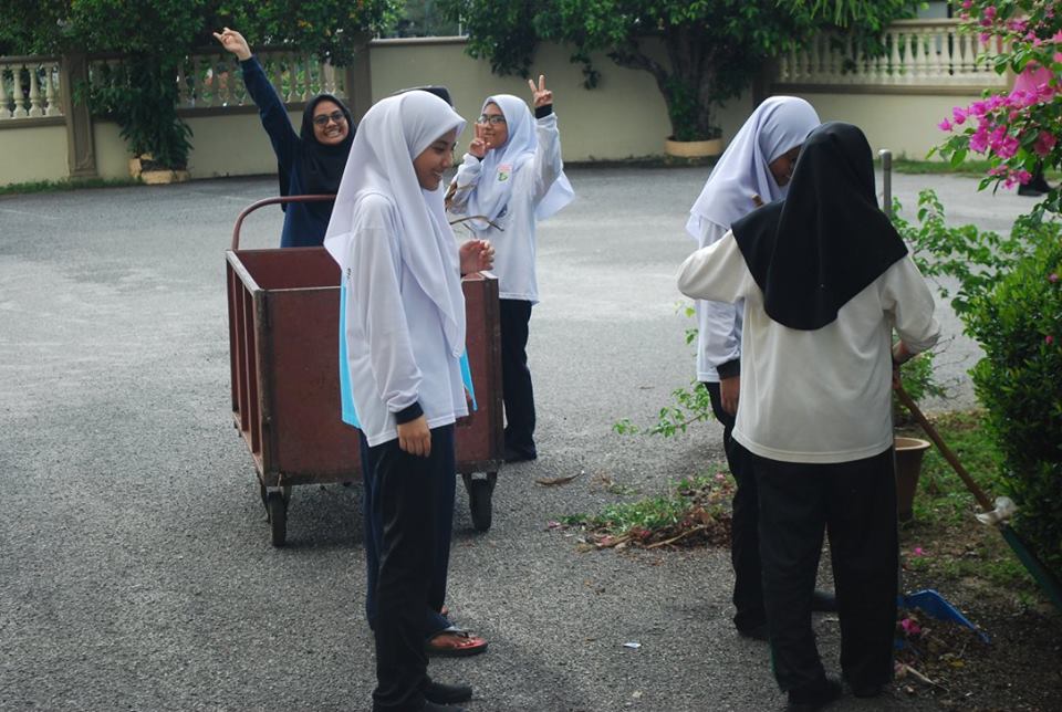 13241216_1707473516183565_9095414101154041436_n