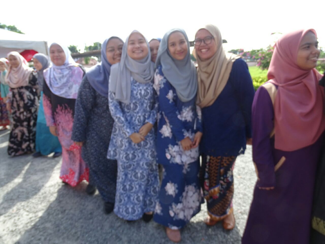 photo6057607499479099863