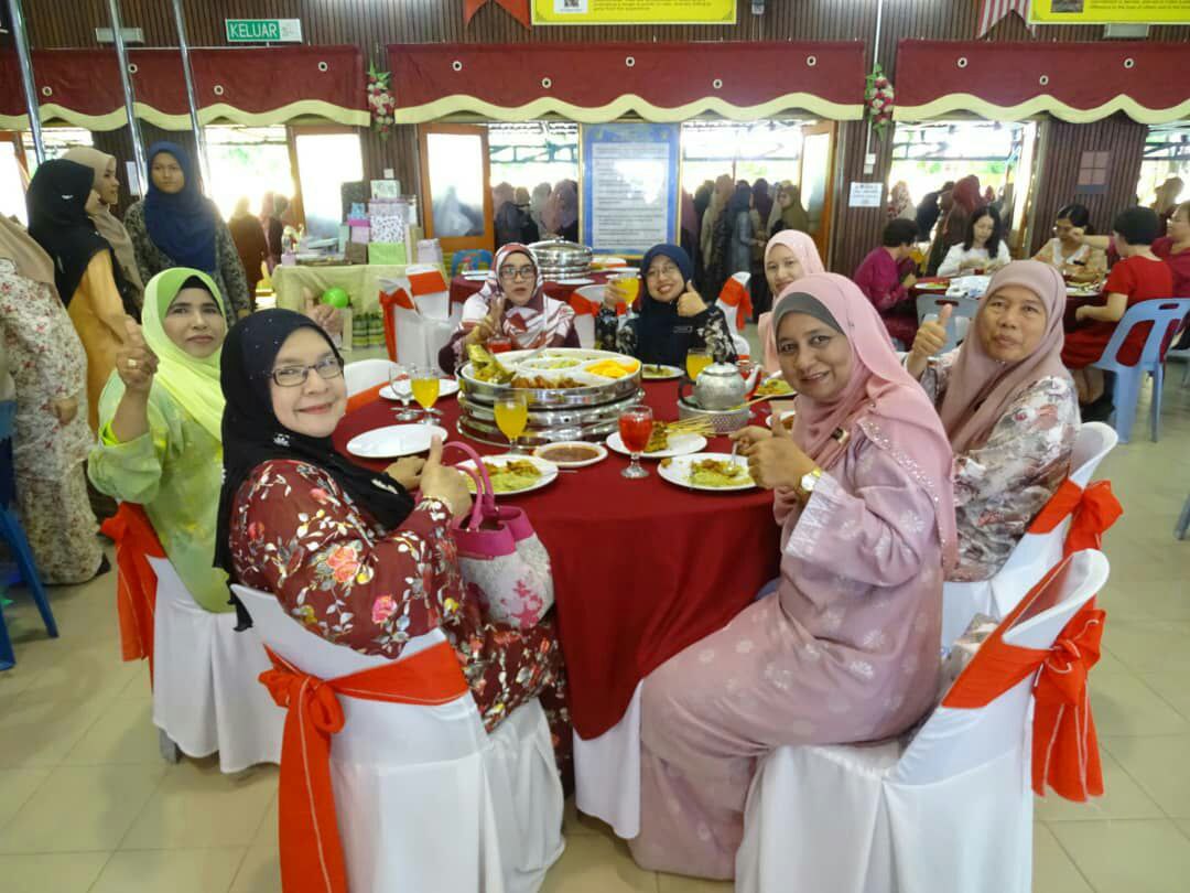 photo6057607499479099876