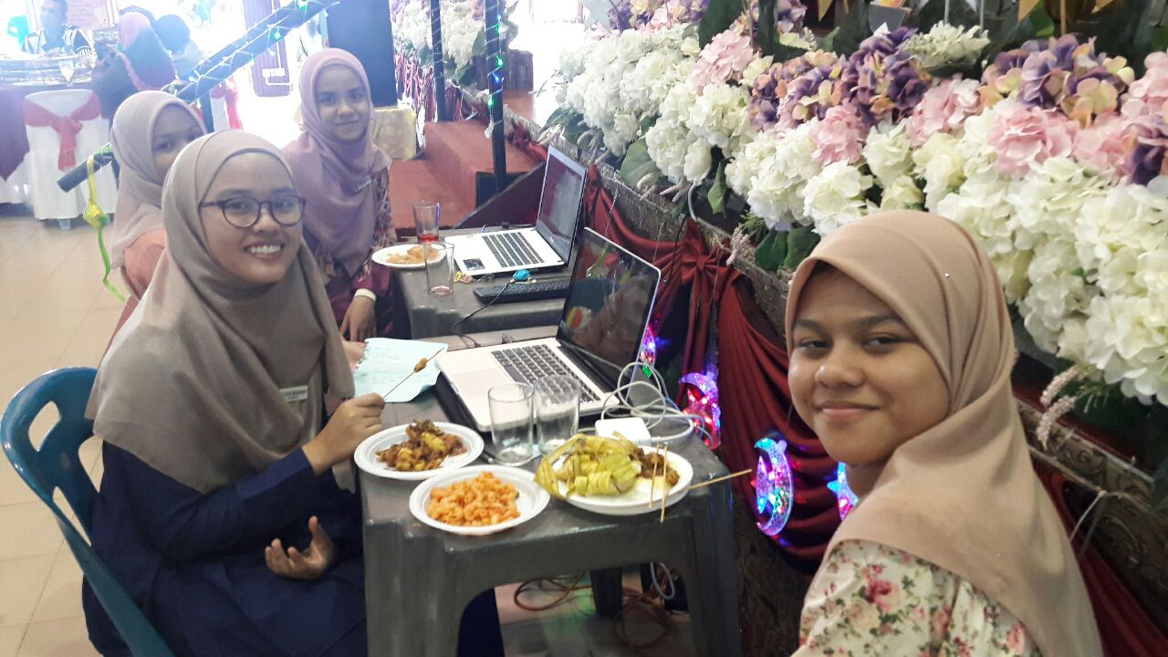 photo6057607499479099879