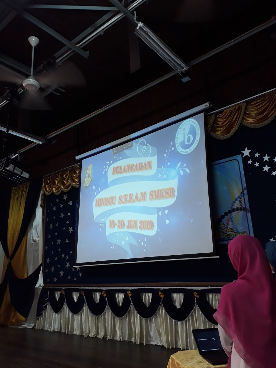 photo6066420295629122051